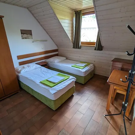 Snowhouse Aparthotel 3*