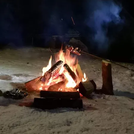 Aparthotel Snowhouse 3*