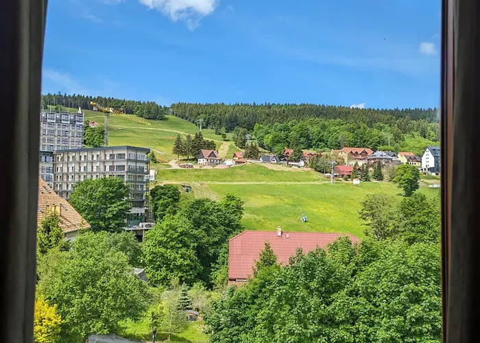 Snowhouse Aparthotel 3*