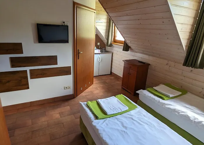 Snowhouse Aparthotel 3*